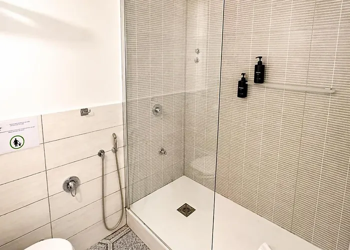 Parlamento Historic Center Bathroom En-suite Pensjonat